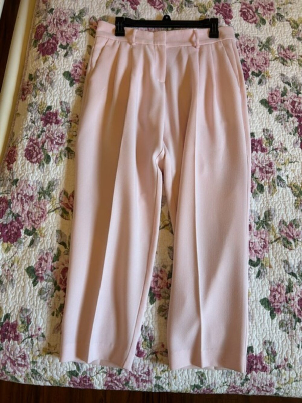 Allen Schwartz pale pink pants in size 8